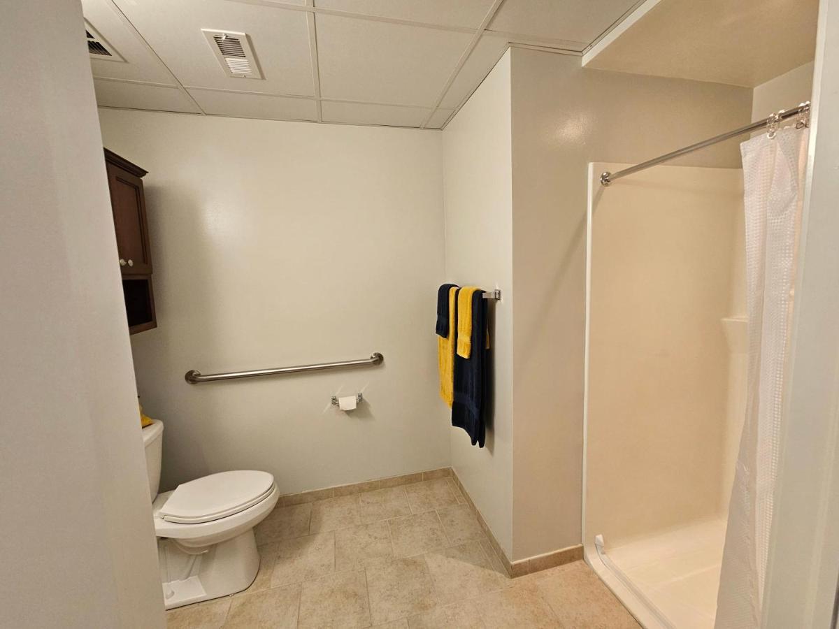 Cozy Studio At The Historic Inman Champaign Exterior foto