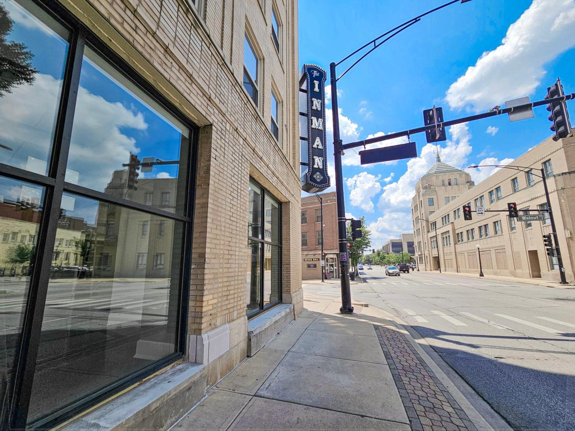 Cozy Studio At The Historic Inman Champaign Exterior foto